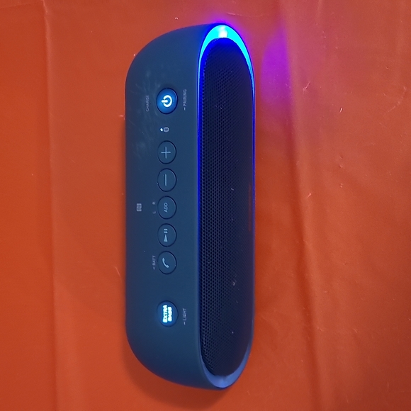 SONY Bluetooth speaker with extra bass - Picture 7 of 7